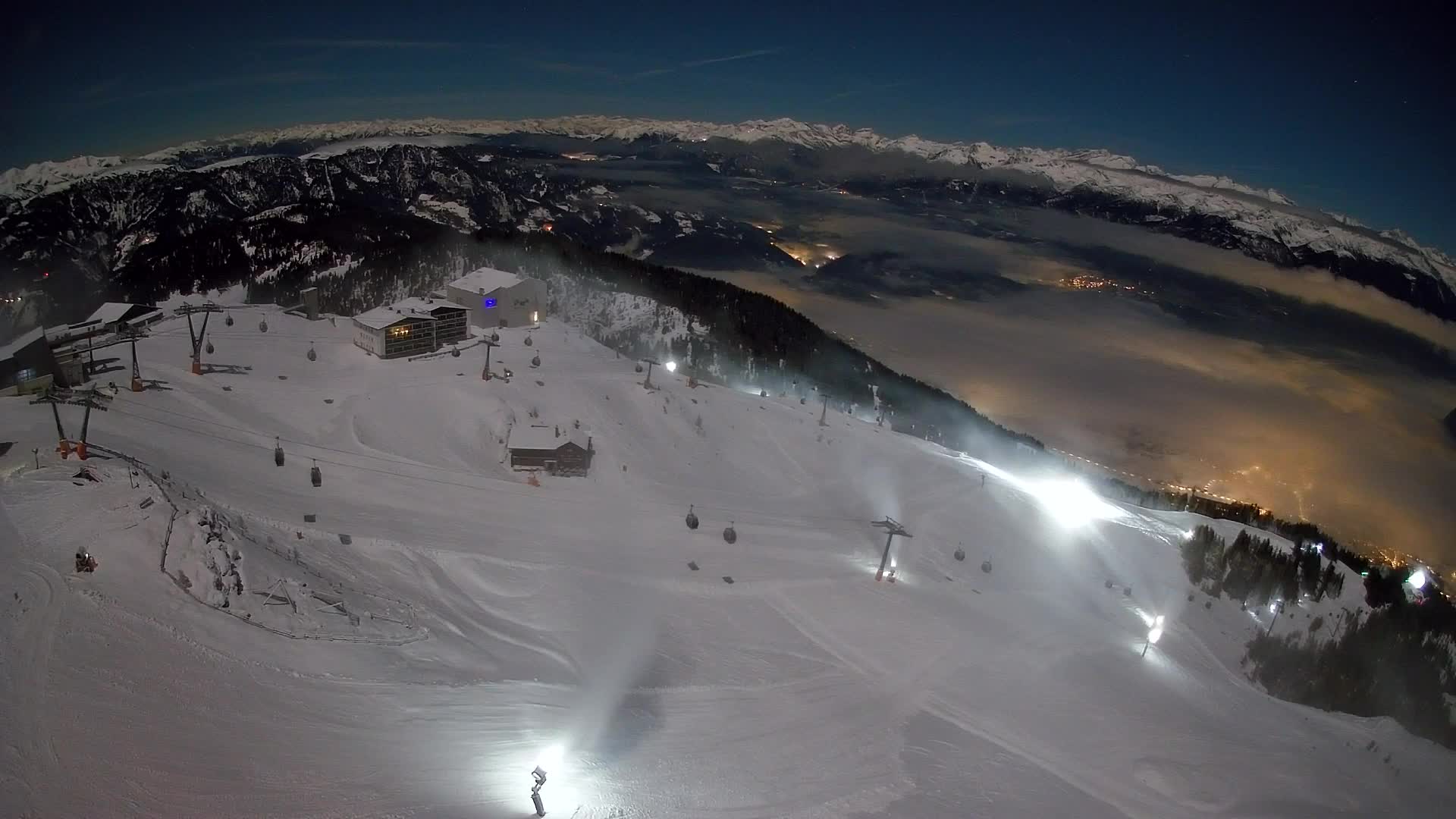 Kronplatz peak Ski resort | view to Bruneck