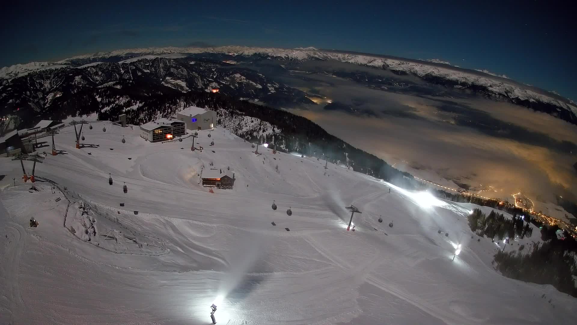 Skigebiet Kronplatz Gipfel | Blick auf Bruneck