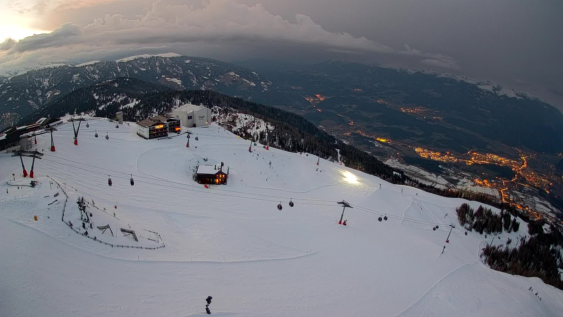 Kronplatz peak Ski resort | view to Bruneck