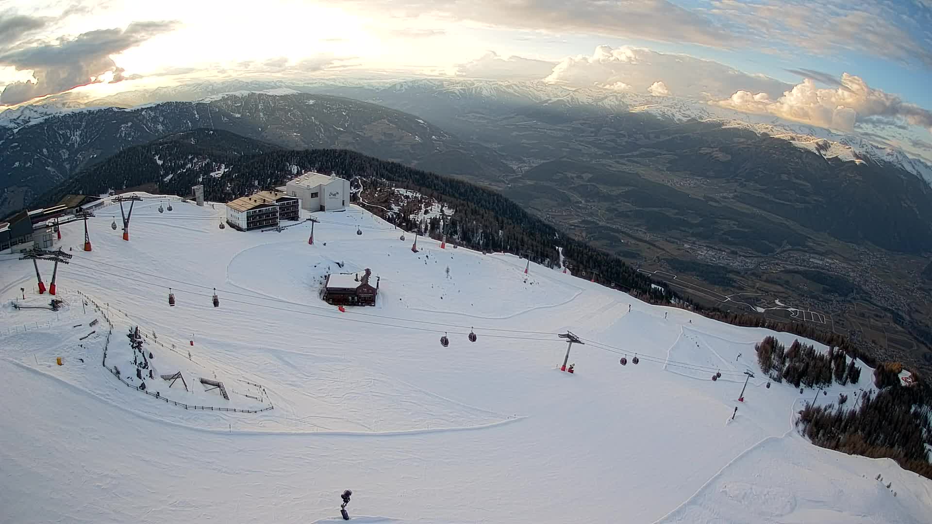 Skijalište Kronplatz – vrh | pogled na Bruneck