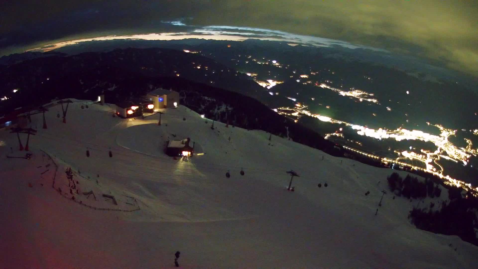 Skigebiet Kronplatz Gipfel | Blick auf Bruneck