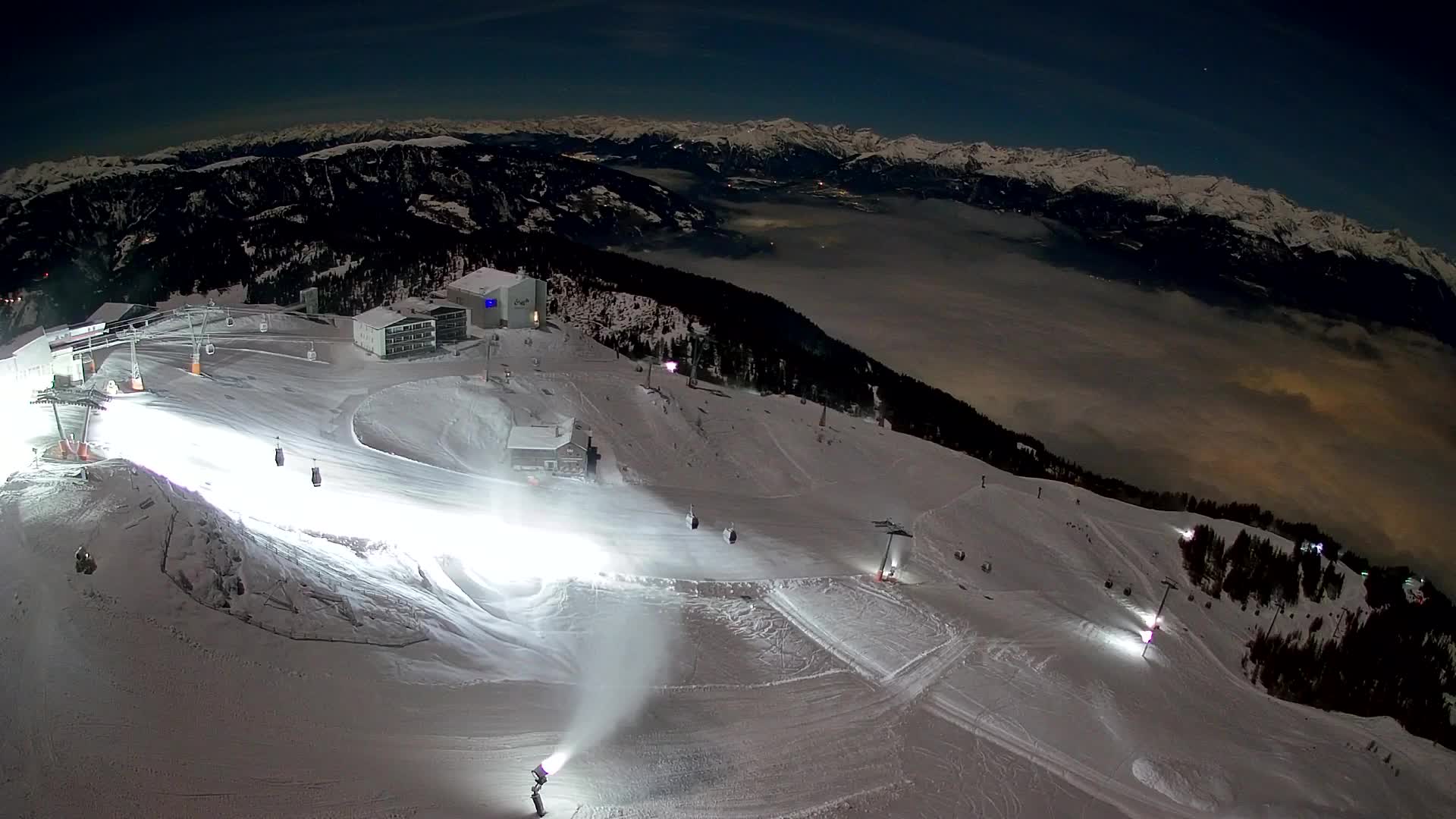 Skigebiet Kronplatz Gipfel | Blick auf Bruneck
