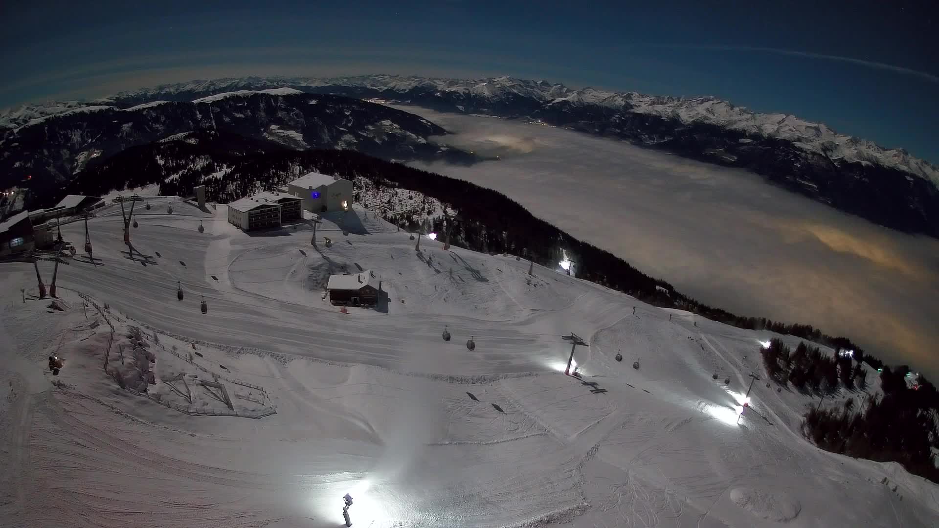 Station de ski Kronplatz sommet | vue sur Brunico