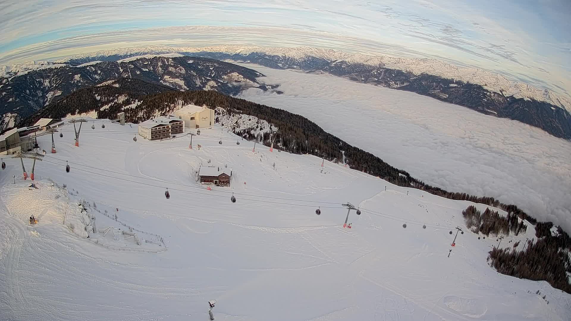 Smučišče Kronplatz – vrh | pogled na Bruneck