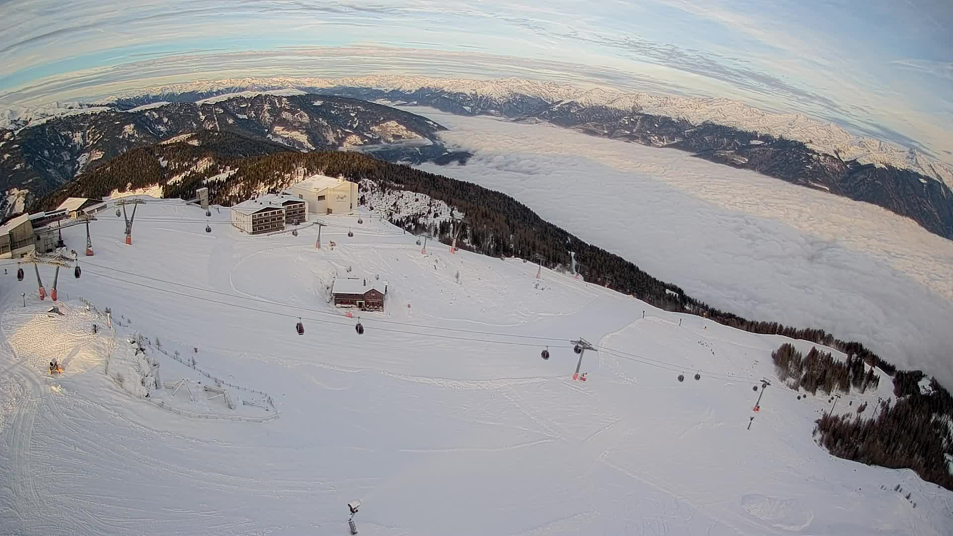 Station de ski Kronplatz sommet | vue sur Brunico