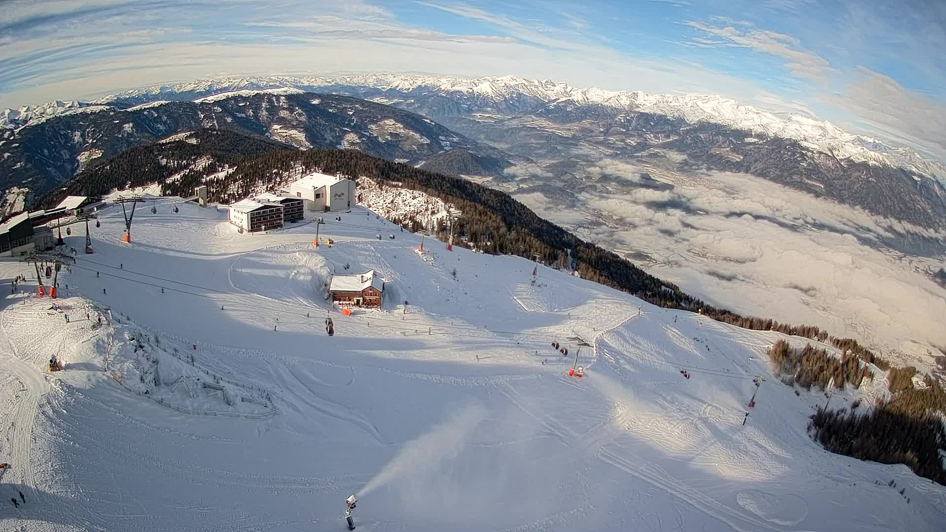 Skigebiet Kronplatz Gipfel | Blick auf Bruneck