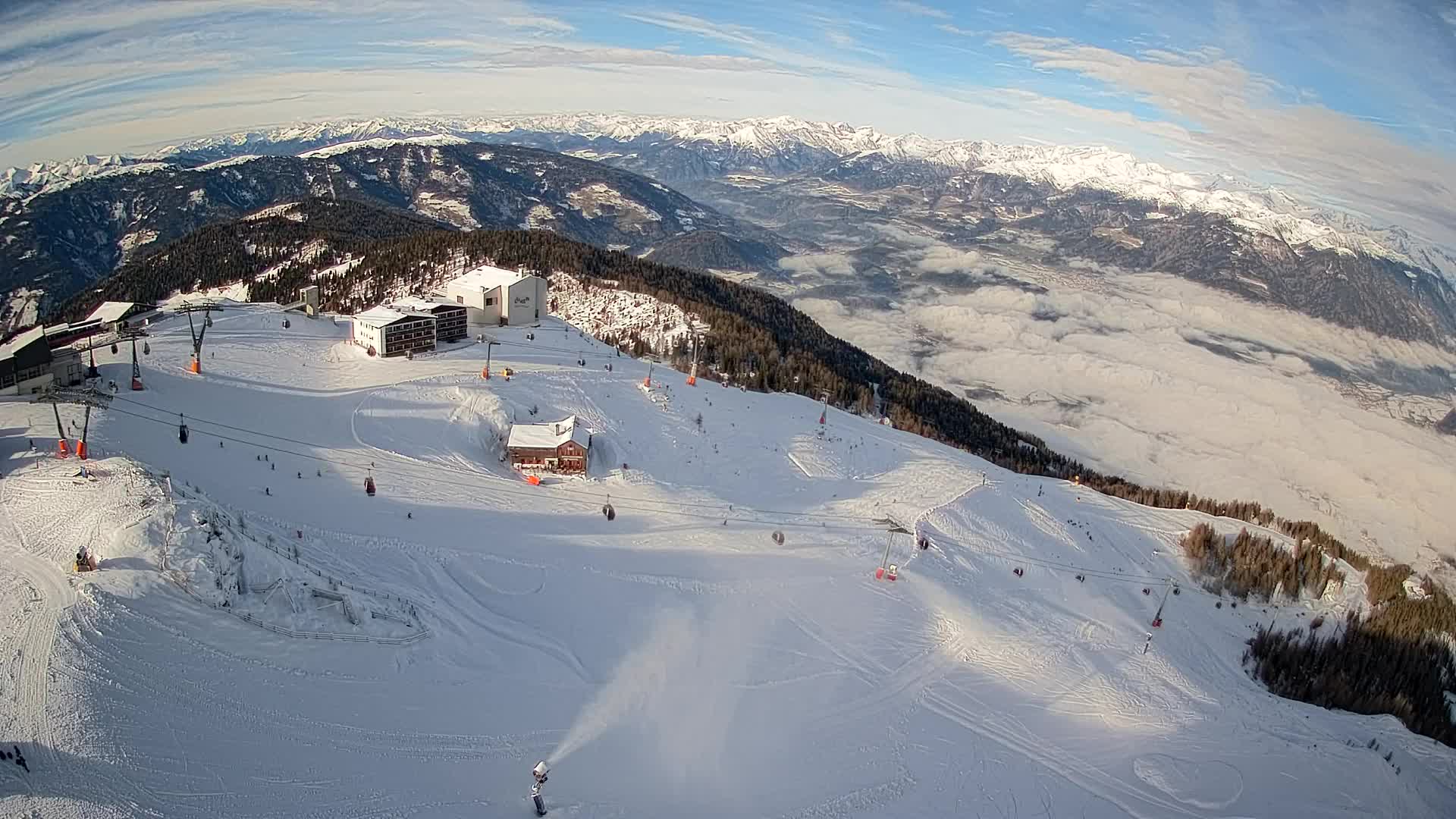 Station de ski Kronplatz sommet | vue sur Brunico