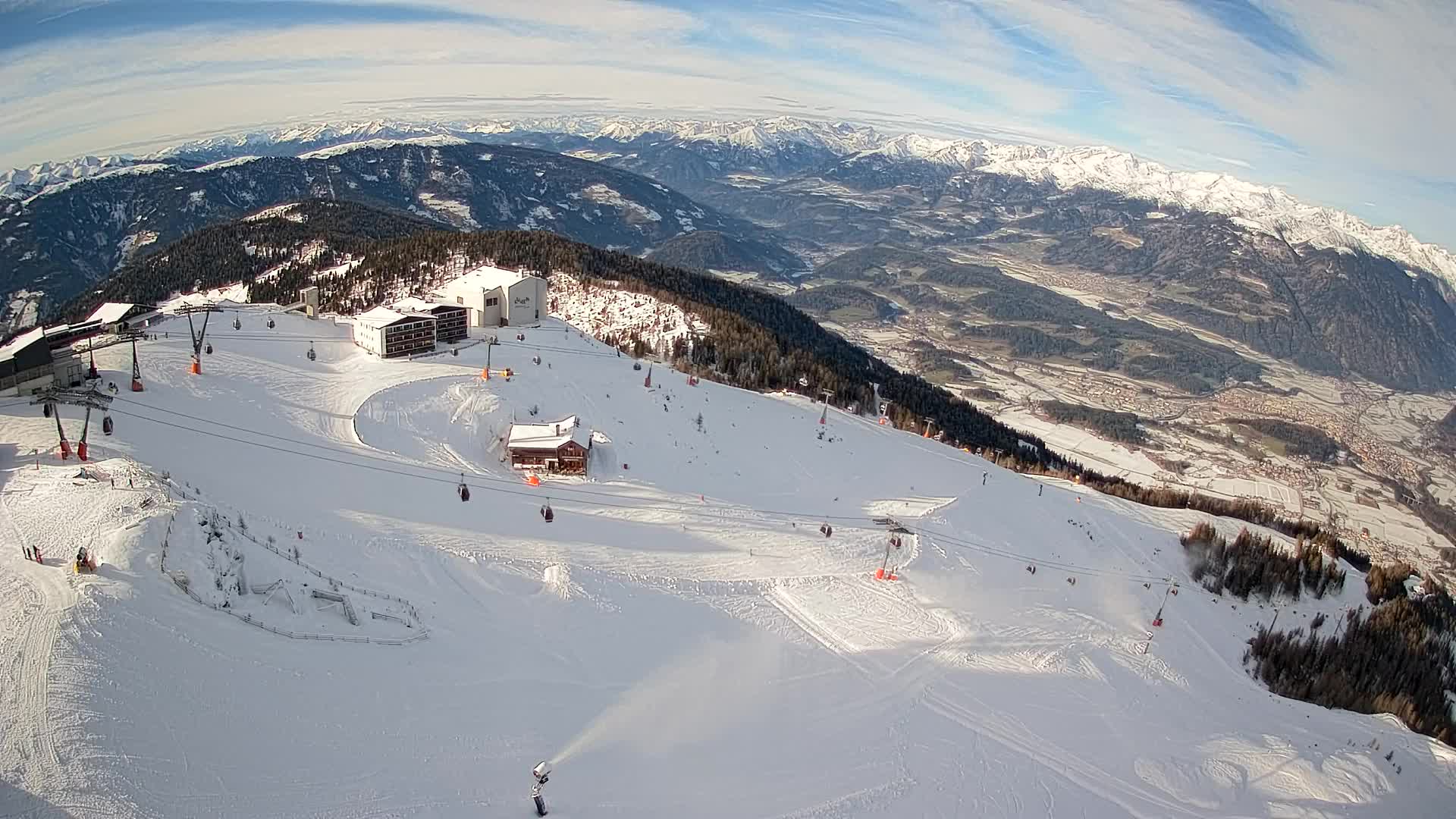 Skigebiet Kronplatz Gipfel | Blick auf Bruneck