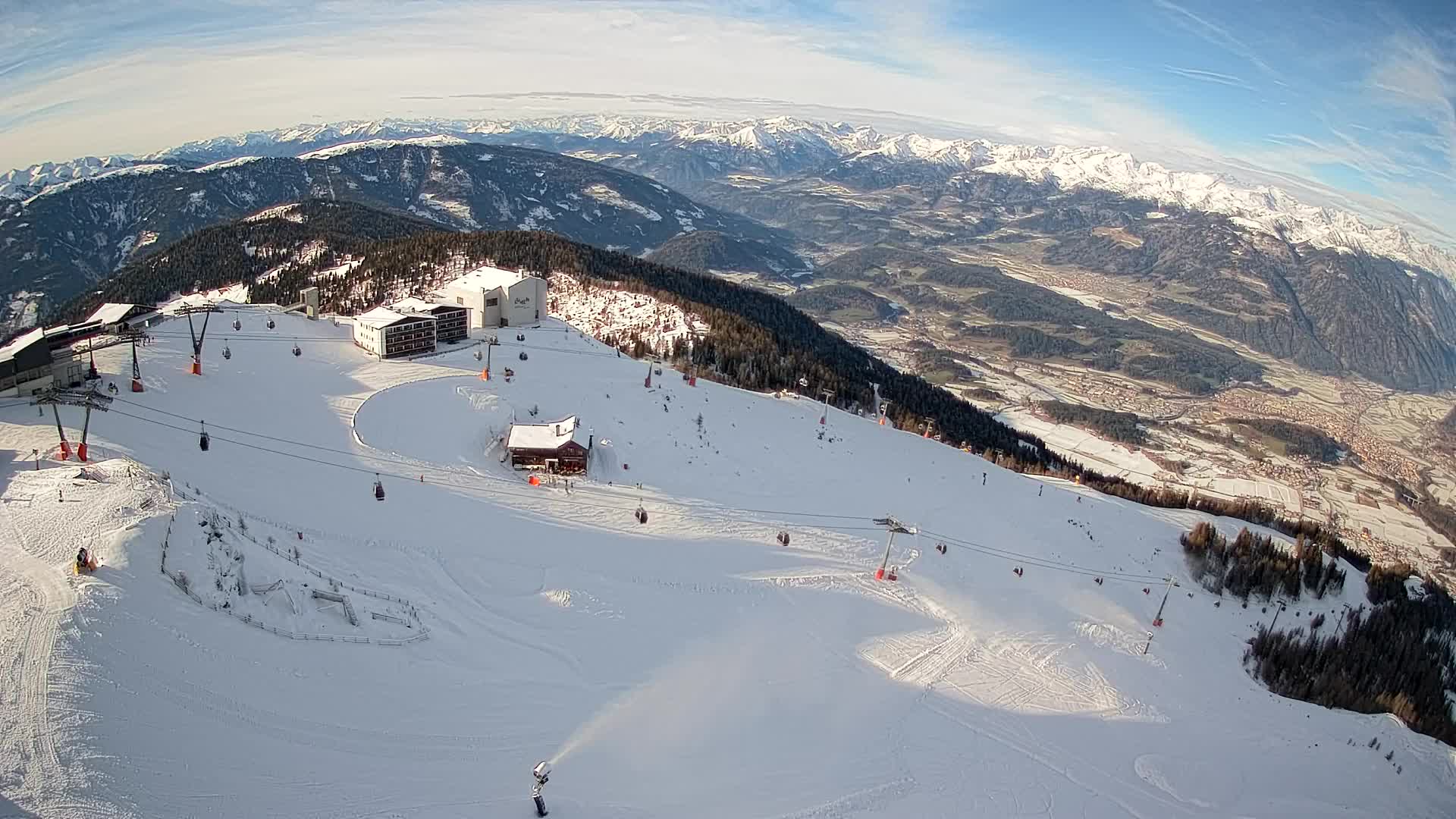 Smučišče Kronplatz – vrh | pogled na Bruneck
