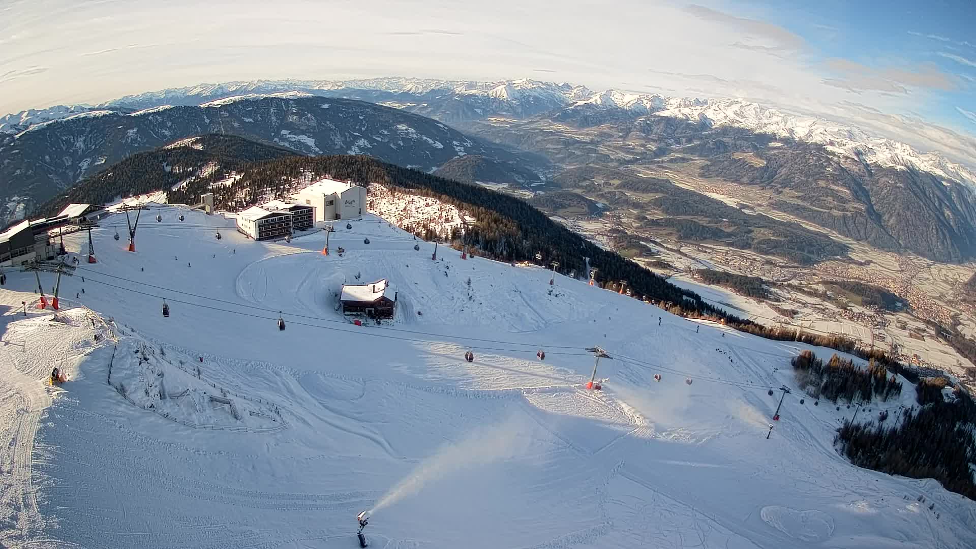 Station de ski Kronplatz sommet | vue sur Brunico