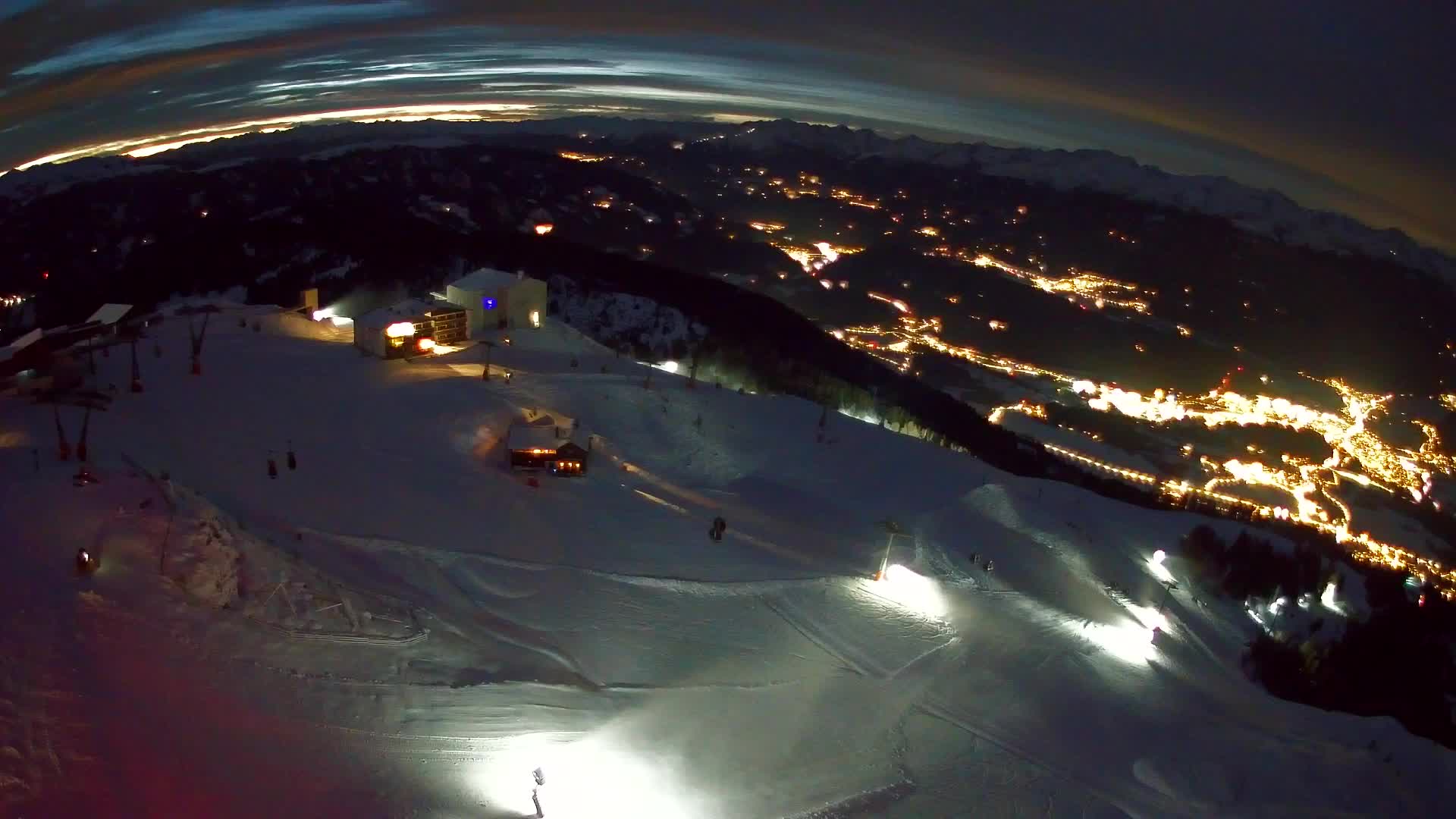 Station de ski Kronplatz sommet | vue sur Brunico