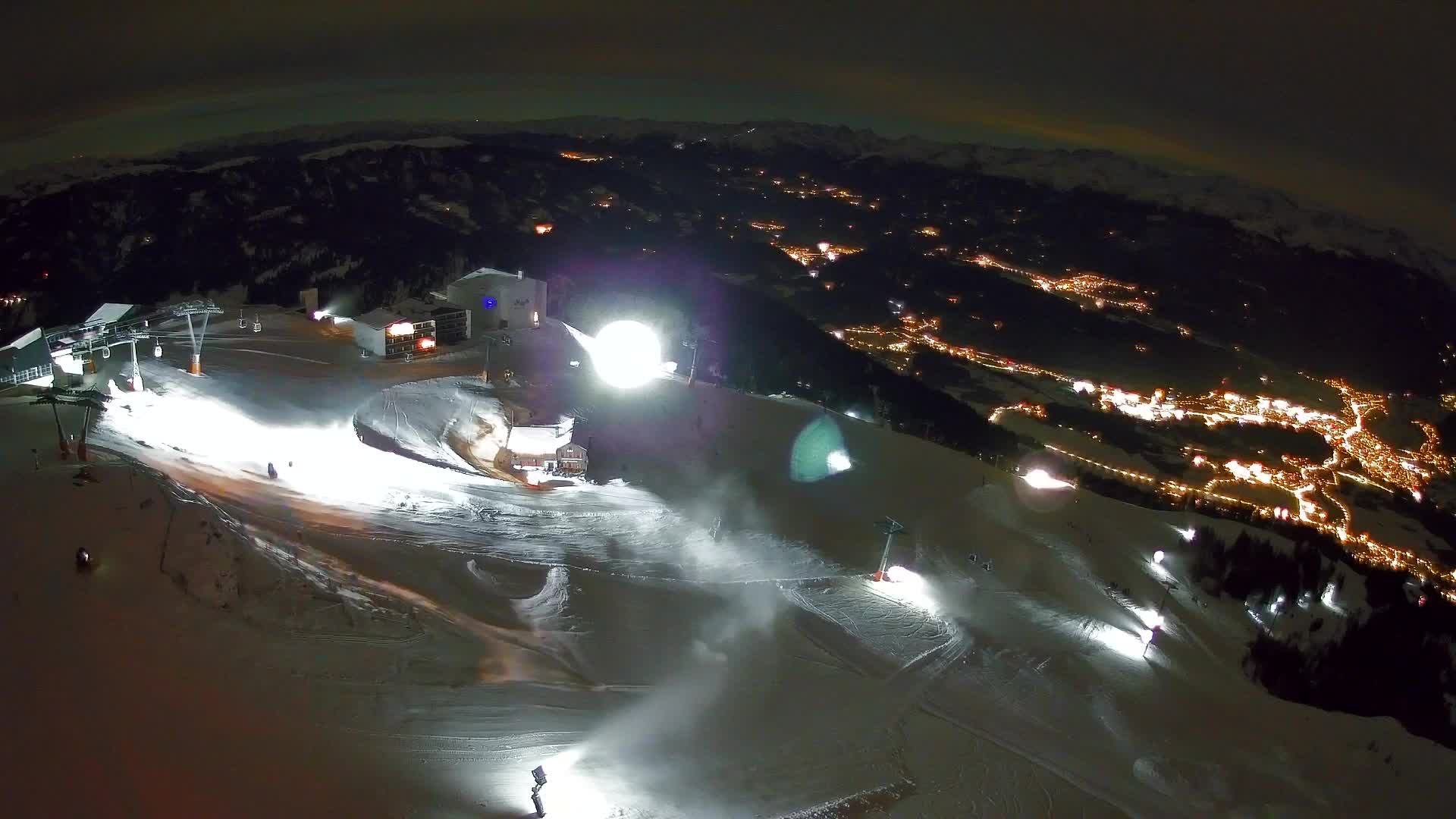 Cima estación de esquí Kronplatz | vista hacia Brunico
