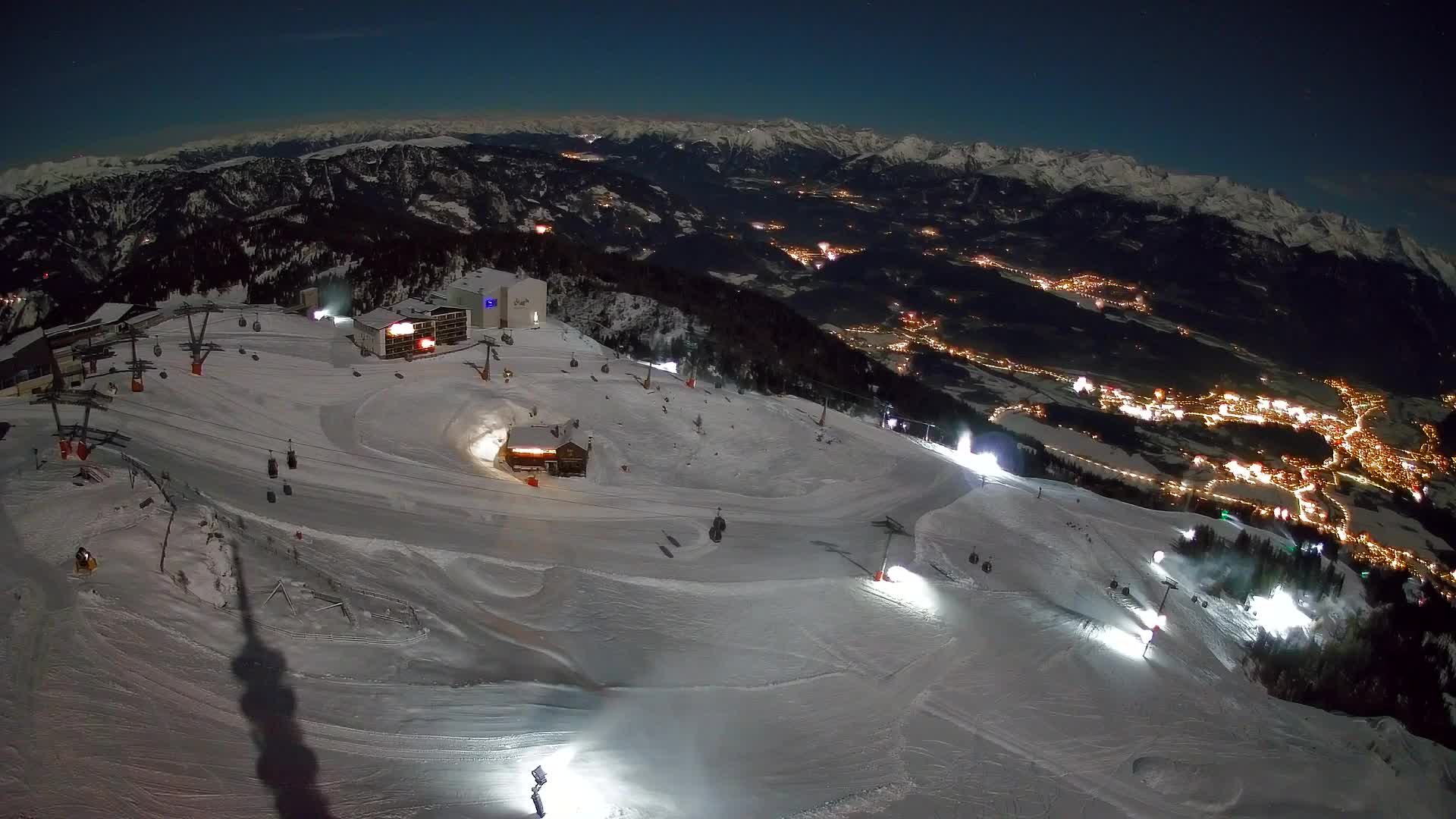 Kronplatz peak Ski resort | view to Bruneck