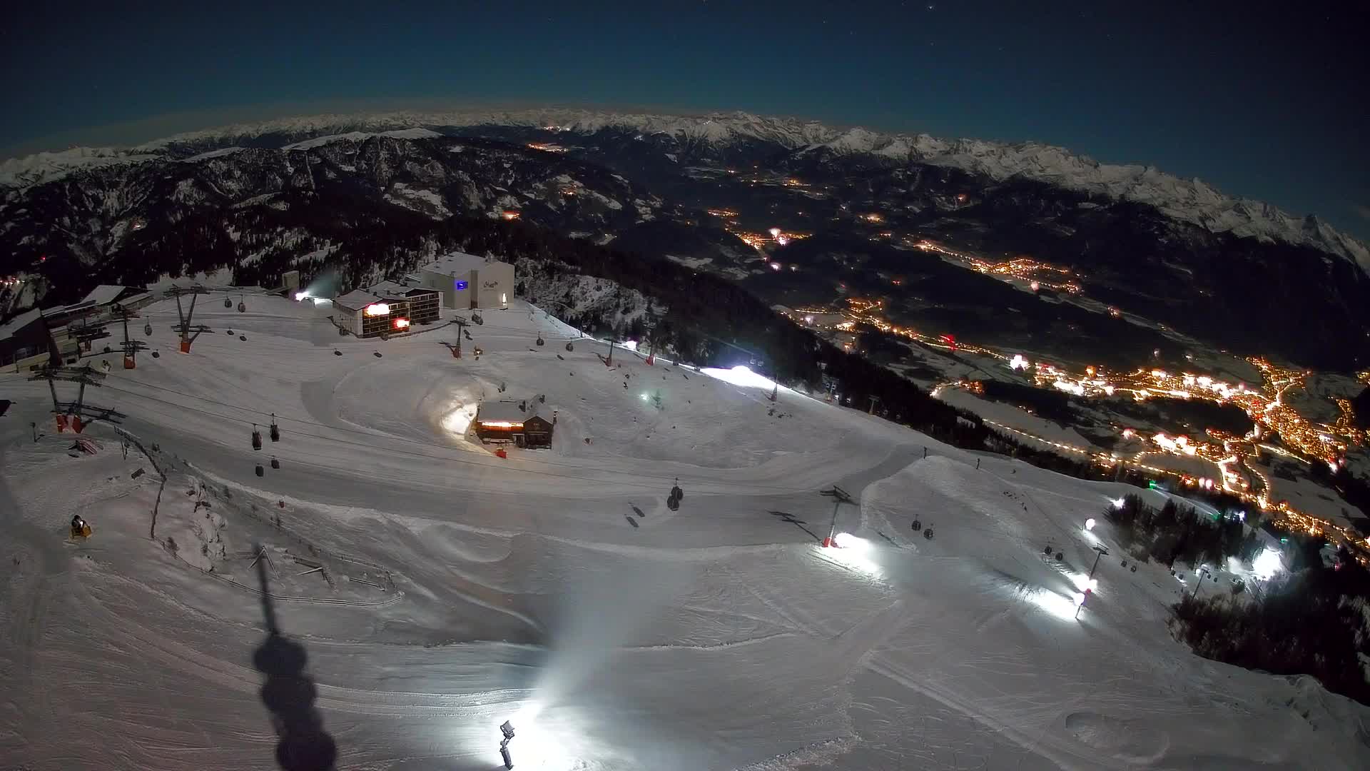 Kronplatz peak Ski resort | view to Bruneck