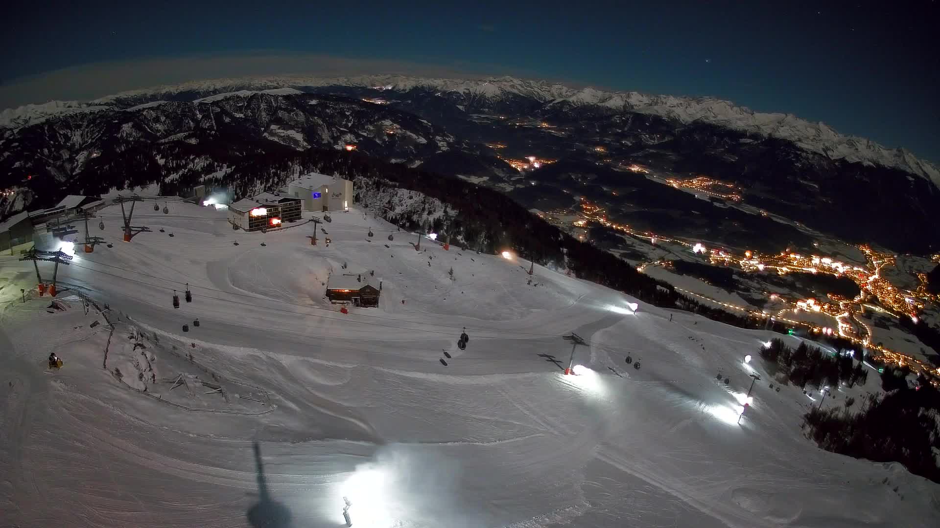 Station de ski Kronplatz sommet | vue sur Brunico
