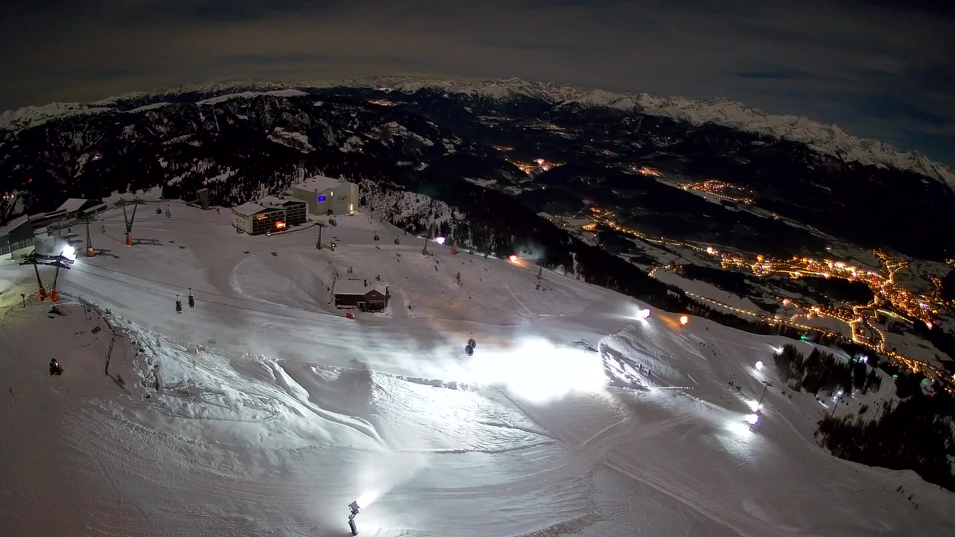 Kronplatz peak Ski resort | view to Bruneck