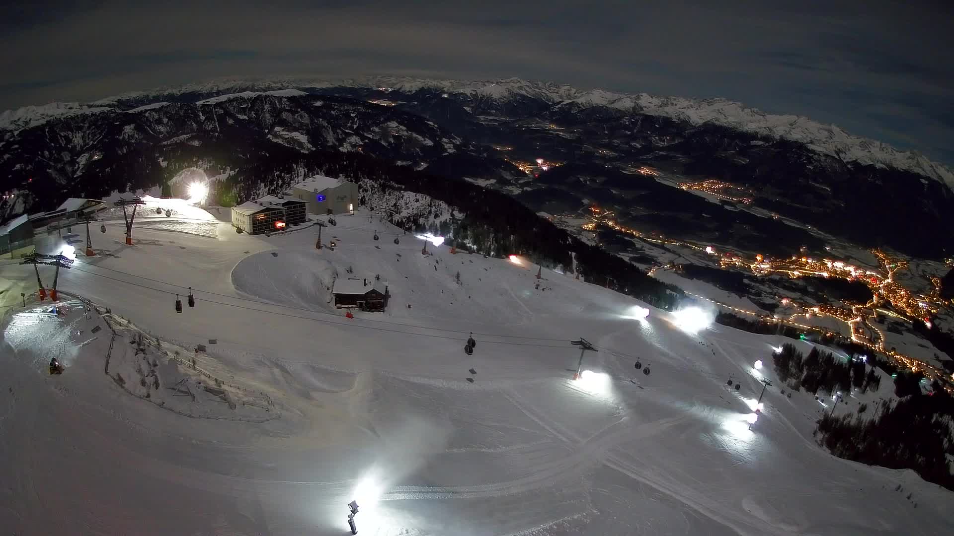 Skigebiet Kronplatz Gipfel | Blick auf Bruneck