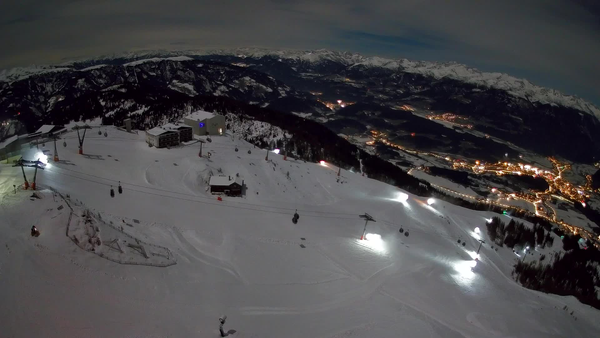 Station de ski Kronplatz sommet | vue sur Brunico