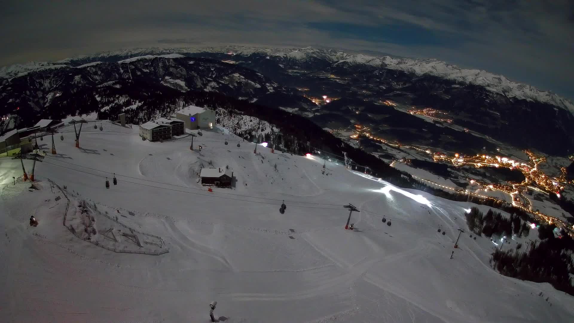 Kronplatz peak Ski resort | view to Bruneck