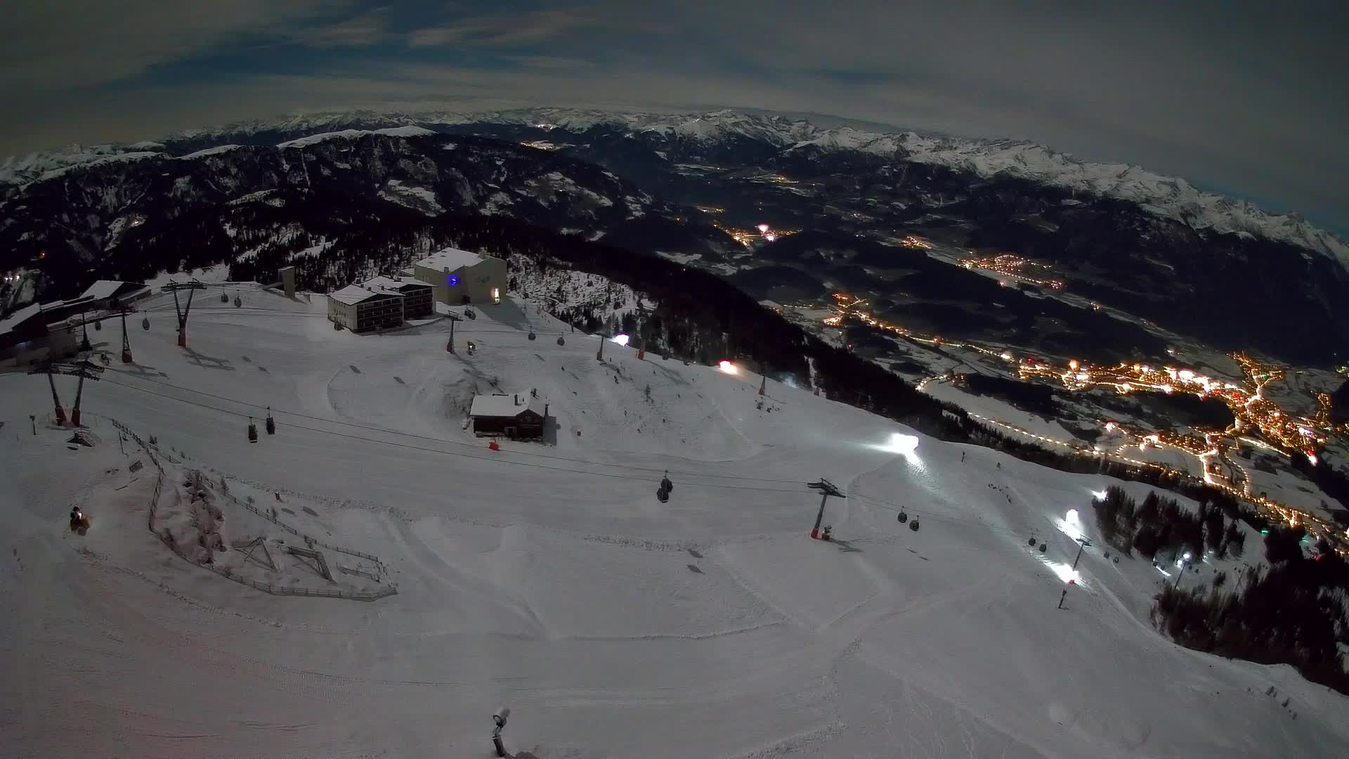 Skigebiet Kronplatz Gipfel | Blick auf Bruneck