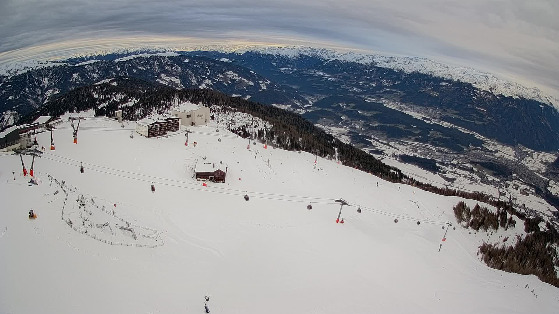 Skijalište Kronplatz – vrh | pogled na Bruneck