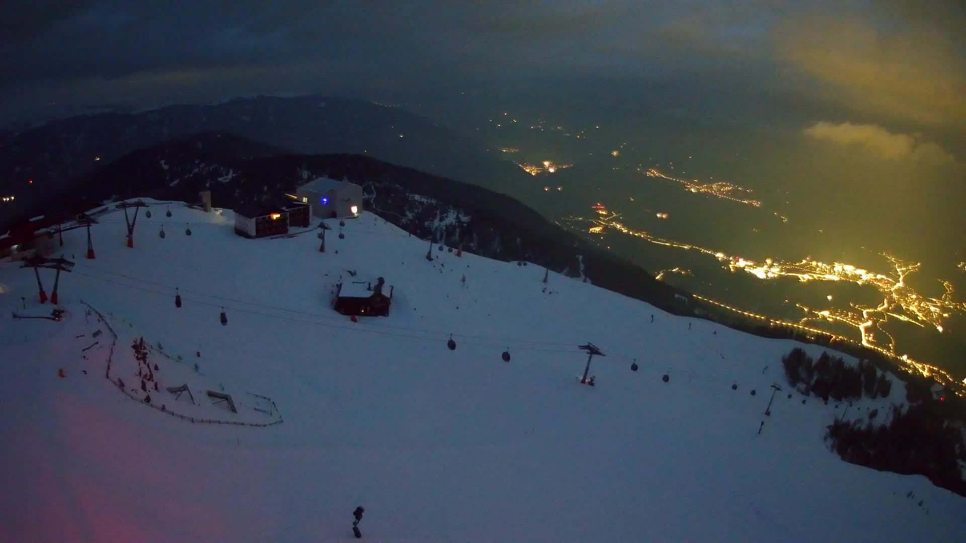 Stazione sciistica di Plan de Corones | vista su Brunico