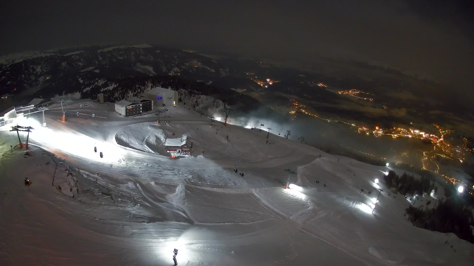 Kronplatz peak Ski resort | view to Bruneck