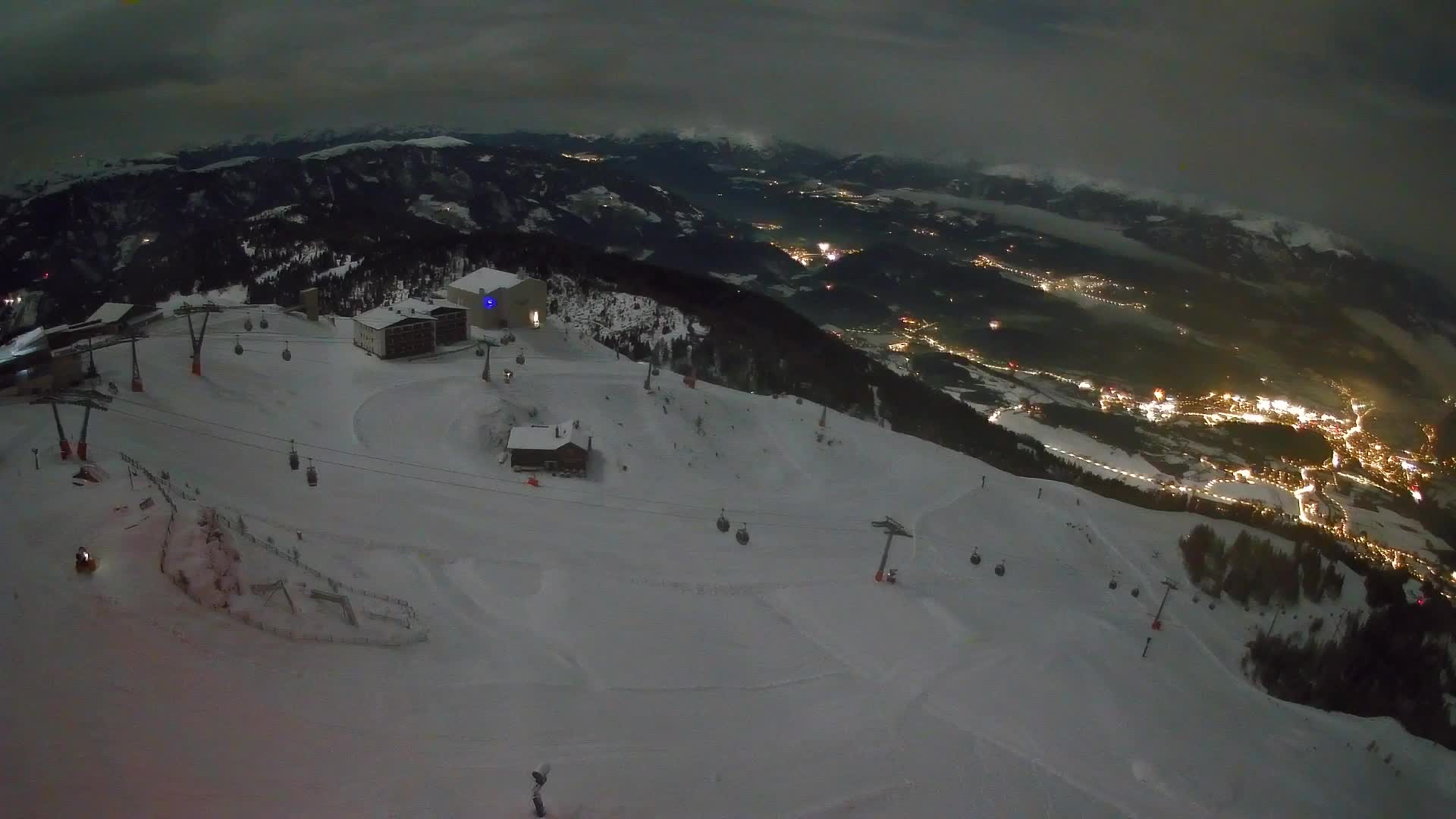 Skigebiet Kronplatz Gipfel | Blick auf Bruneck