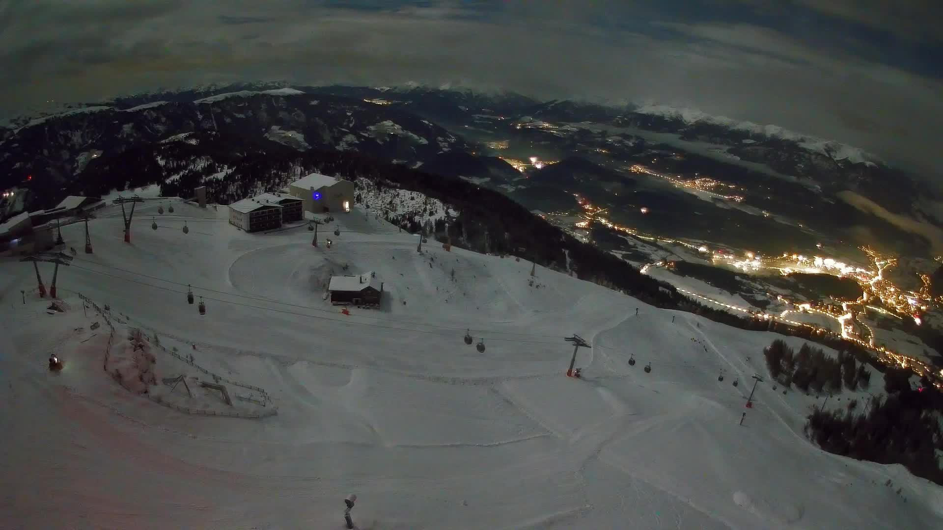 Smučišče Kronplatz – vrh | pogled na Bruneck