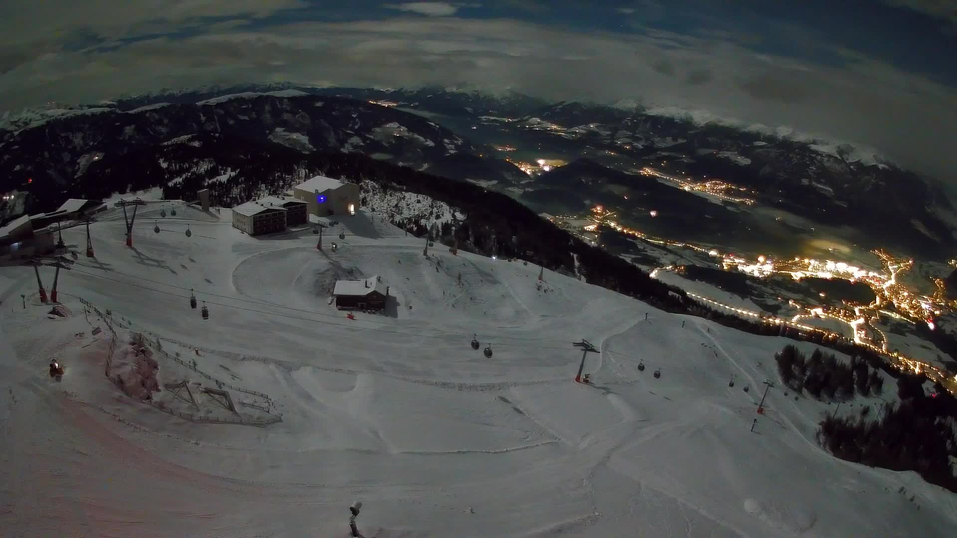 Smučišče Kronplatz – vrh | pogled na Bruneck