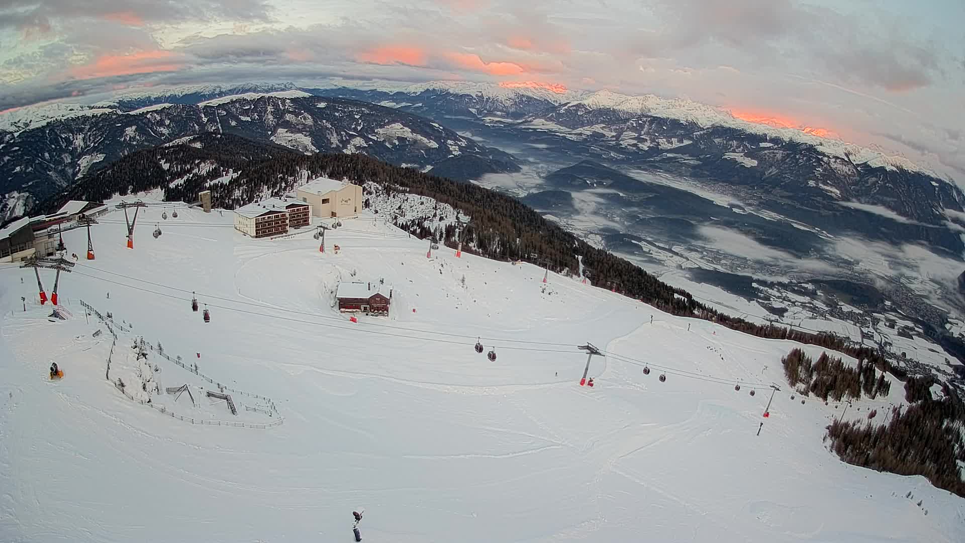 Station de ski Kronplatz sommet | vue sur Brunico
