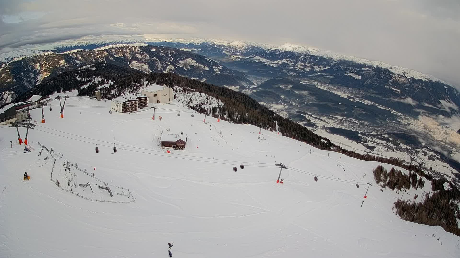 Skigebiet Kronplatz Gipfel | Blick auf Bruneck