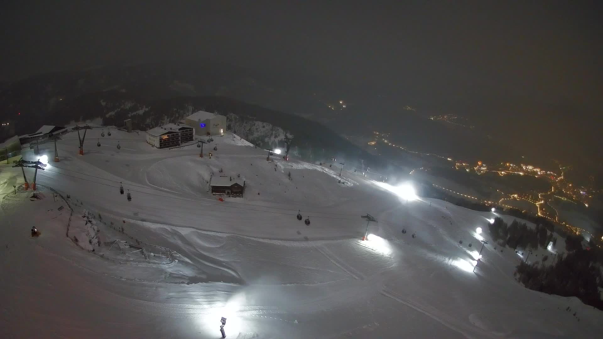 Kronplatz peak Ski resort | view to Bruneck