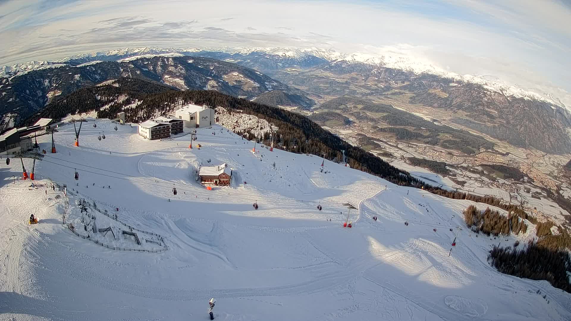 Smučišče Kronplatz – vrh | pogled na Bruneck