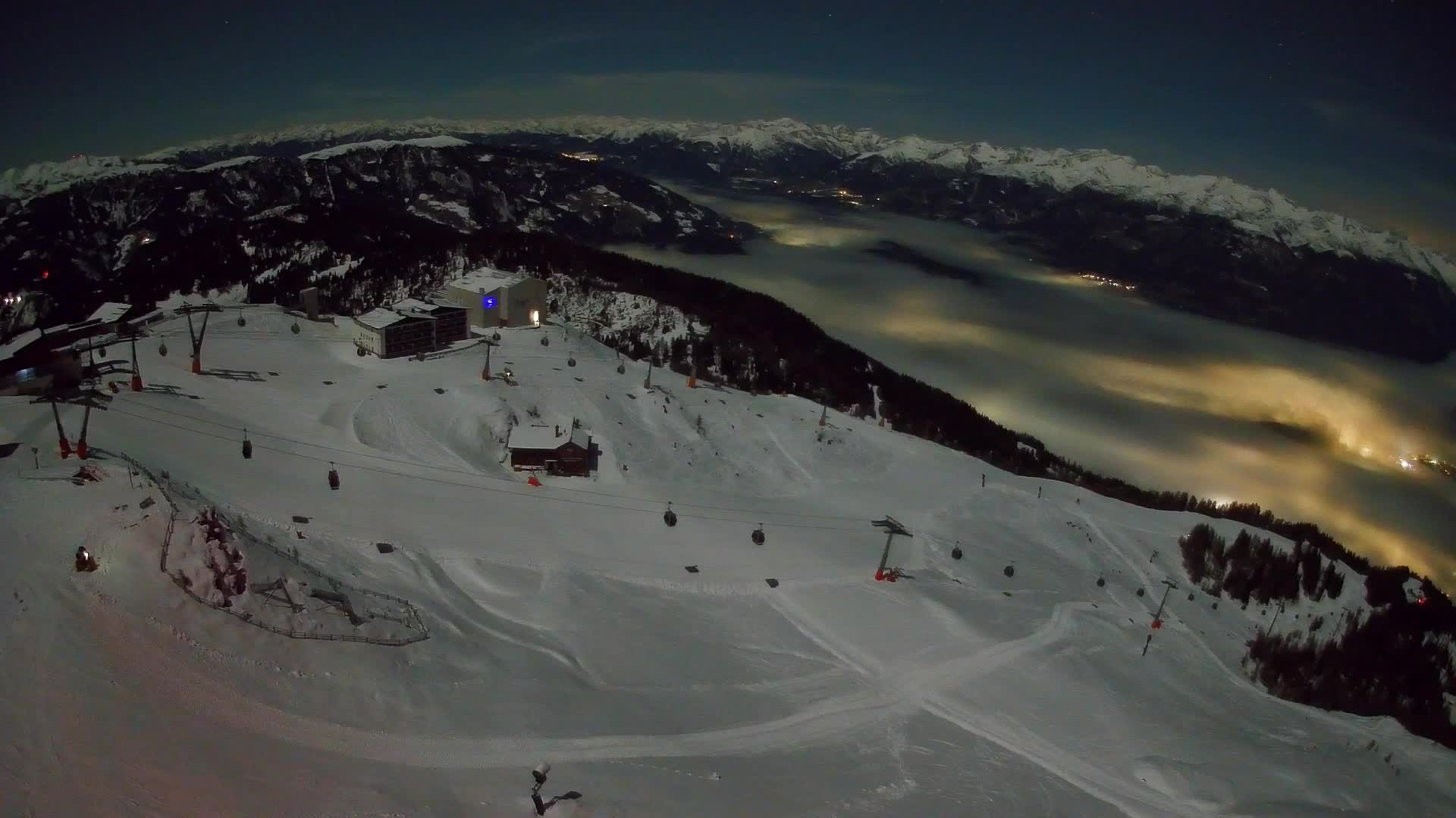Kronplatz peak Ski resort | view to Bruneck