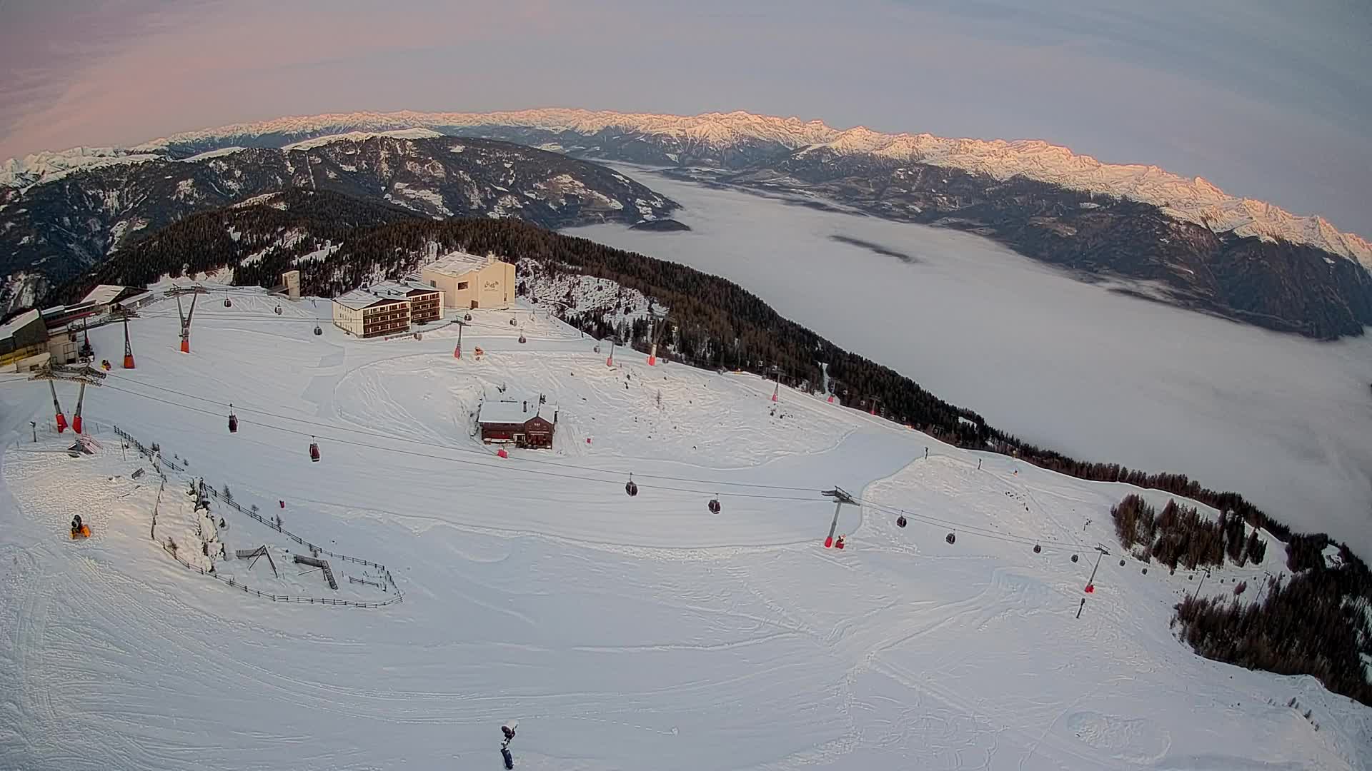 Station de ski Kronplatz sommet | vue sur Brunico