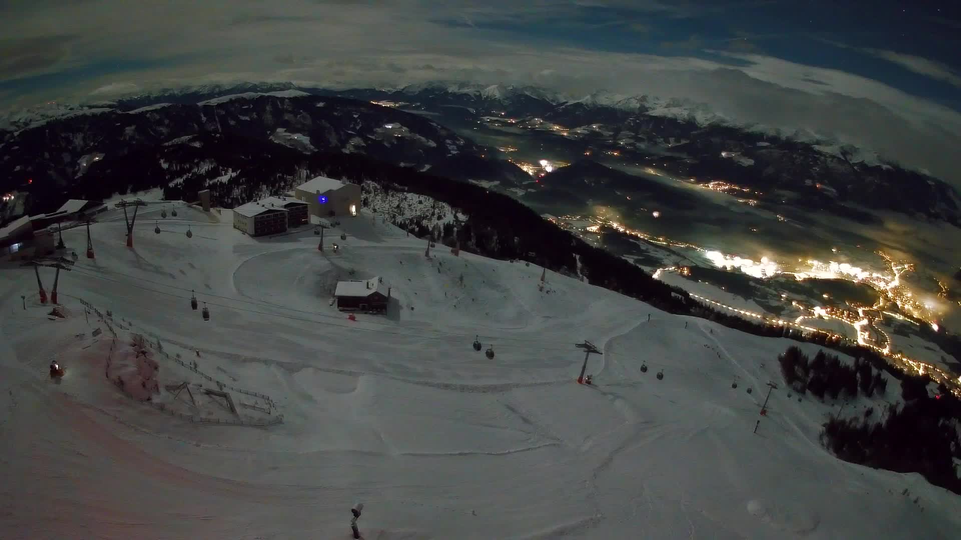 Kronplatz peak Ski resort | view to Bruneck