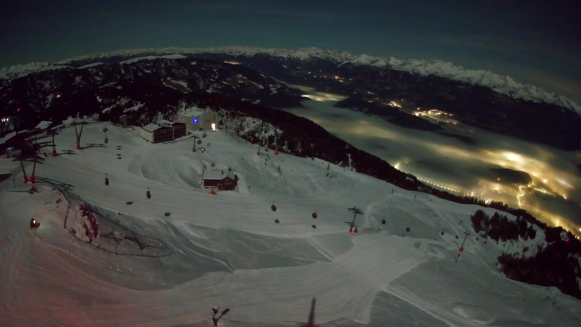 Skigebiet Kronplatz Gipfel | Blick auf Bruneck