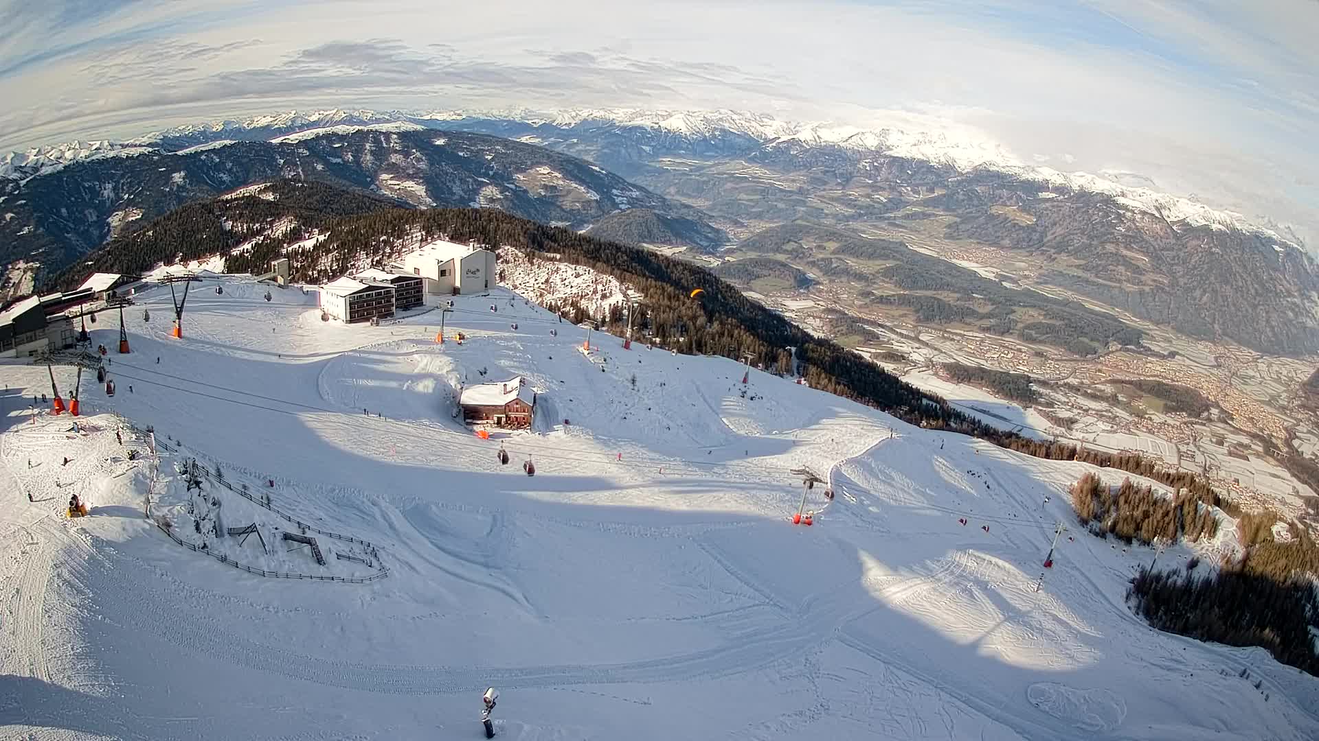 Station de ski Kronplatz sommet | vue sur Brunico