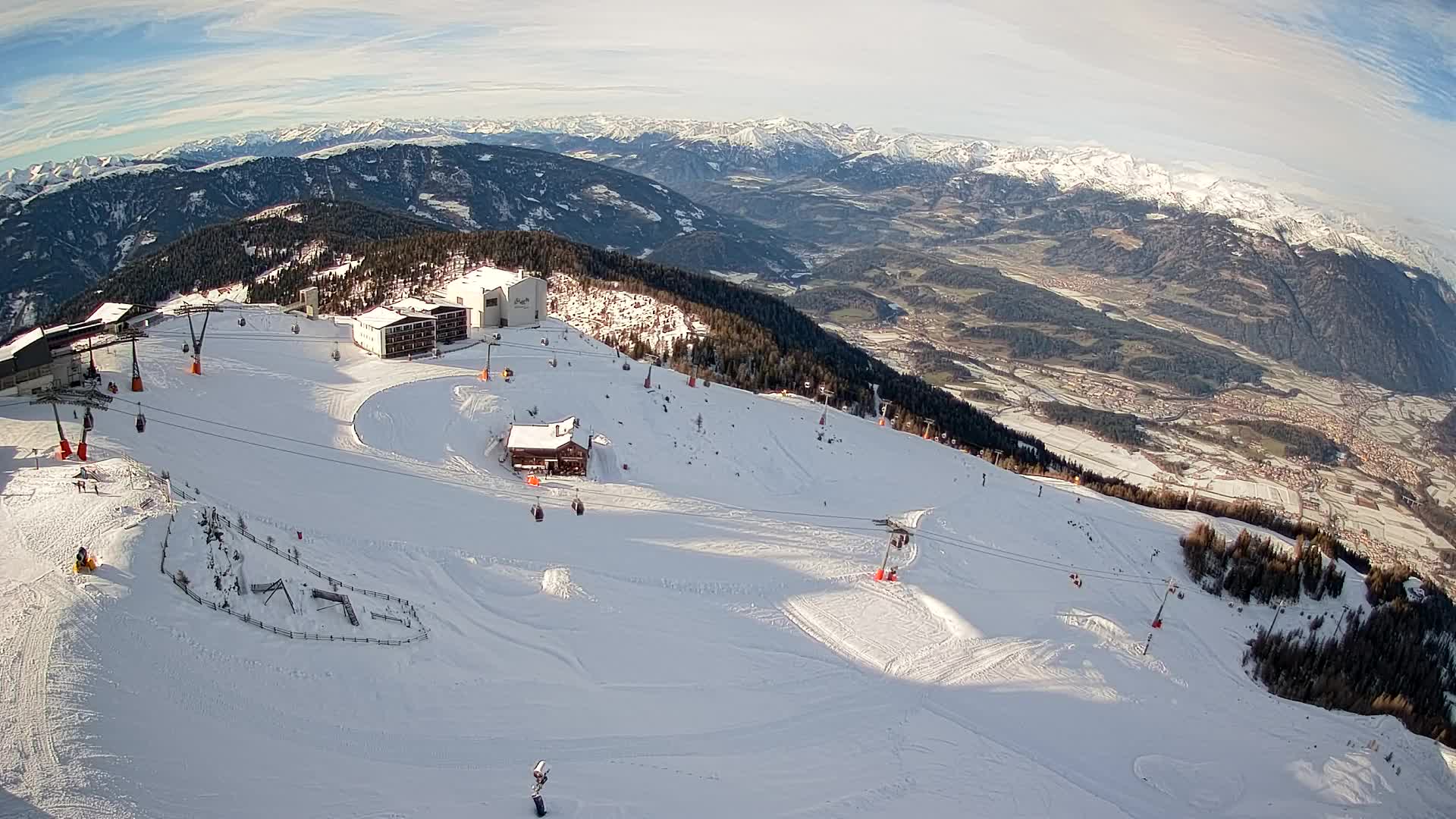 Smučišče Kronplatz – vrh | pogled na Bruneck