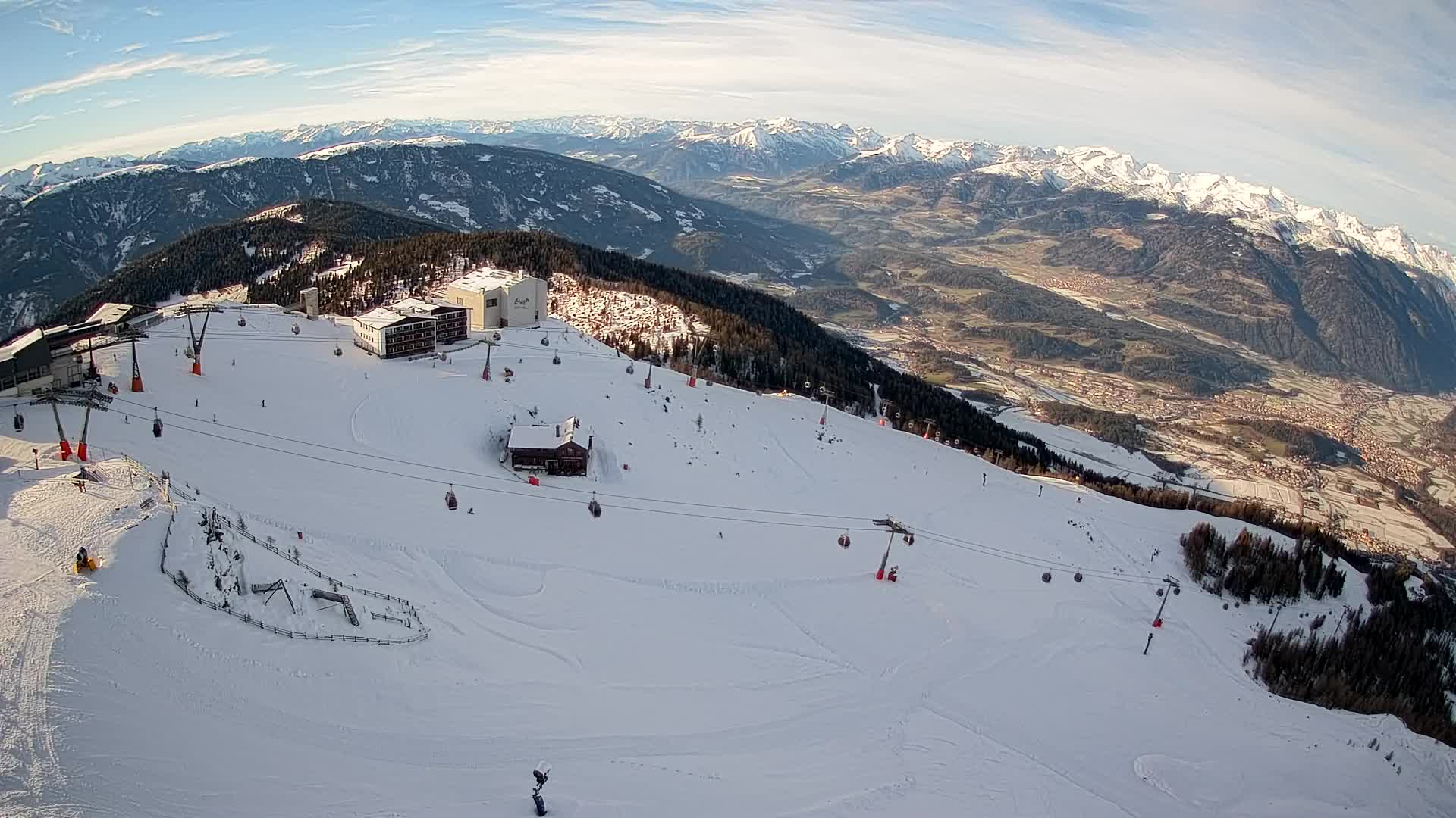 Smučišče Kronplatz – vrh | pogled na Bruneck