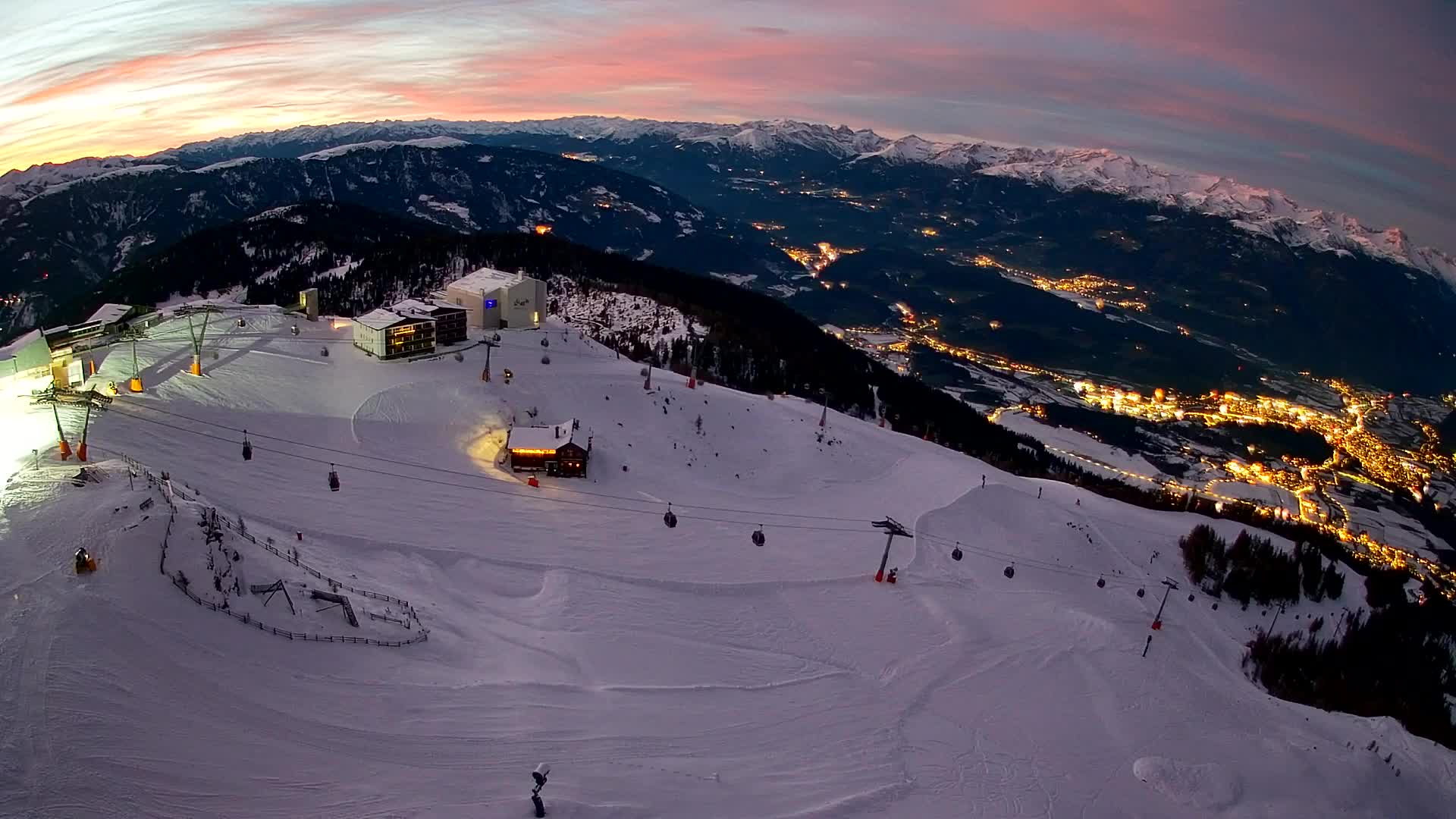 Smučišče Kronplatz – vrh | pogled na Bruneck