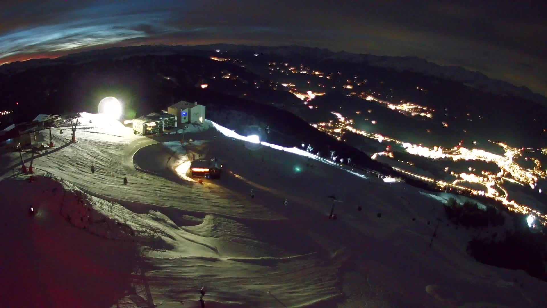 Station de ski Kronplatz sommet | vue sur Brunico
