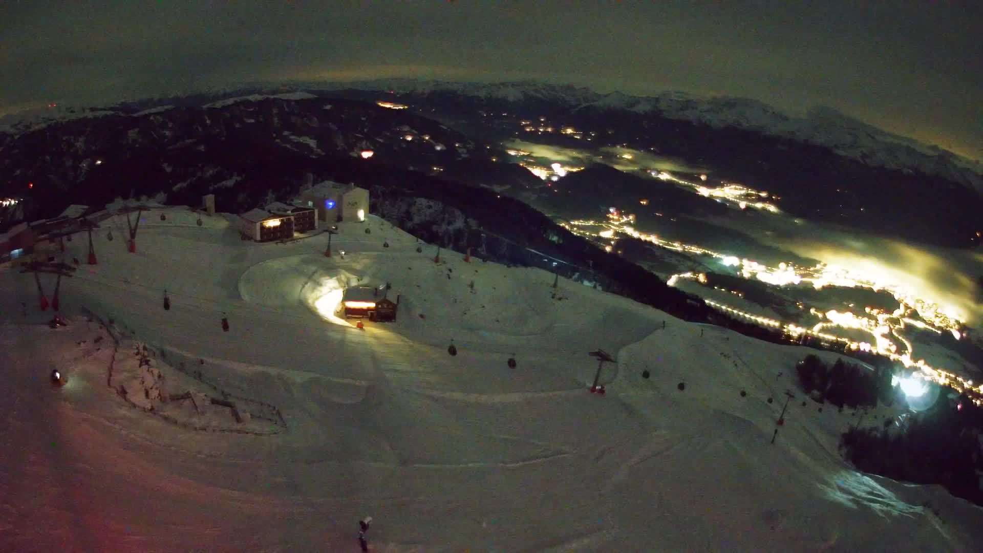 Skigebiet Kronplatz Gipfel | Blick auf Bruneck