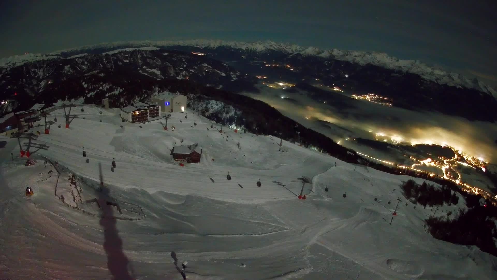 Kronplatz peak Ski resort | view to Bruneck