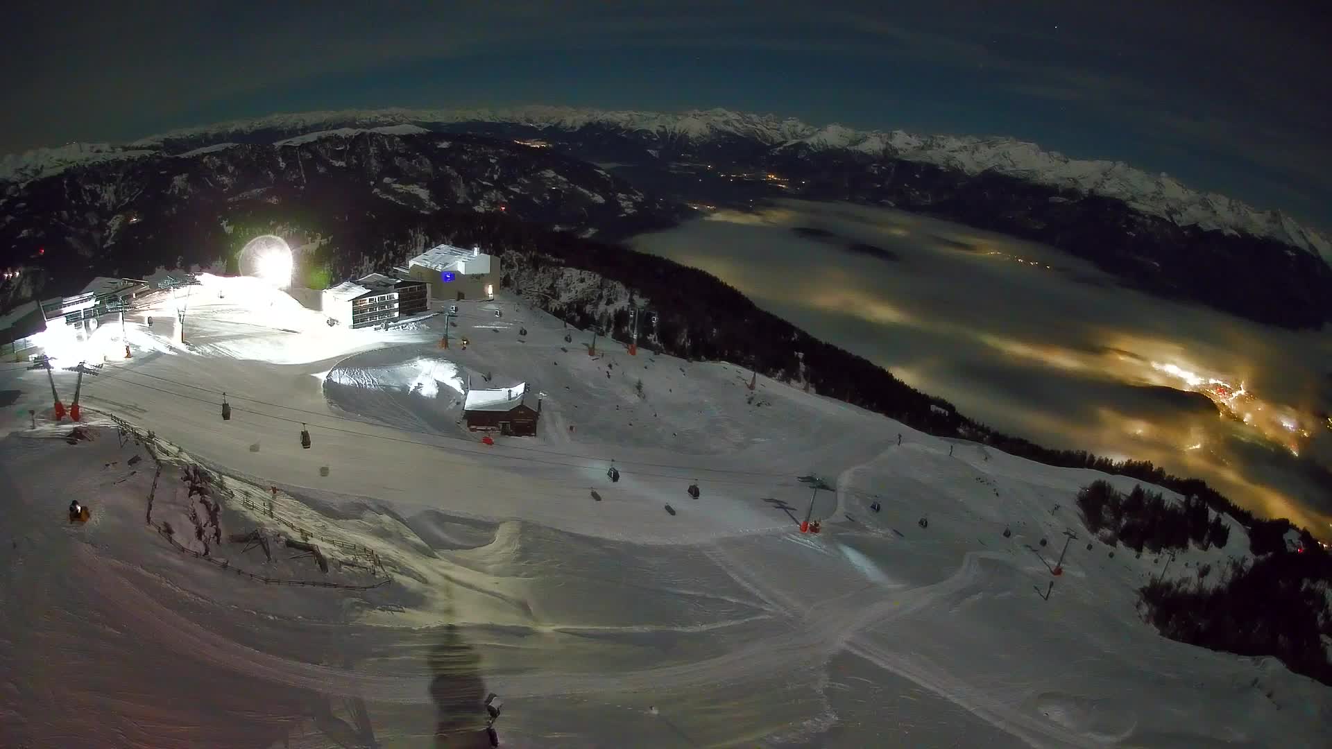 Skigebiet Kronplatz Gipfel | Blick auf Bruneck