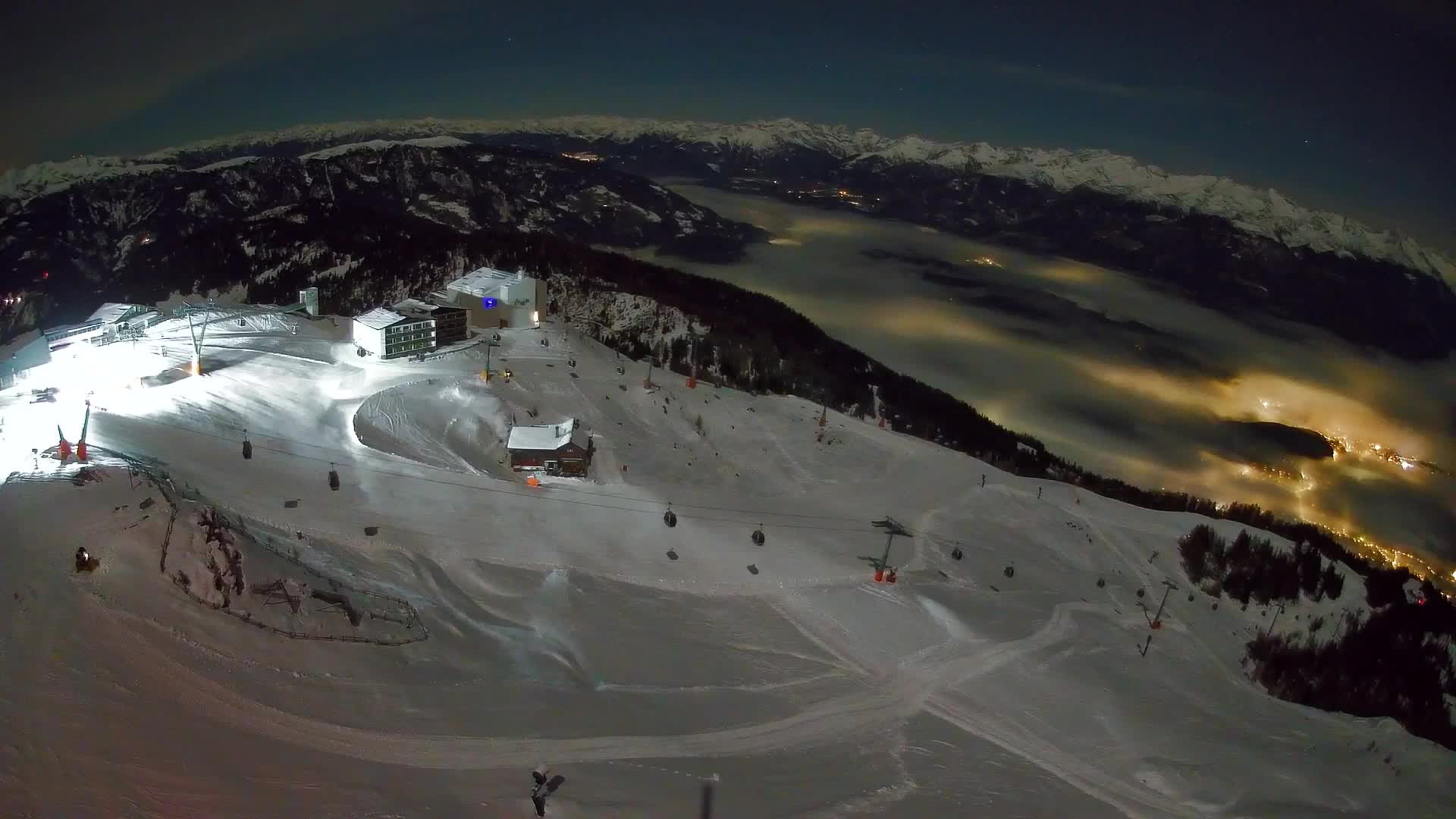 Kronplatz peak Ski resort | view to Bruneck
