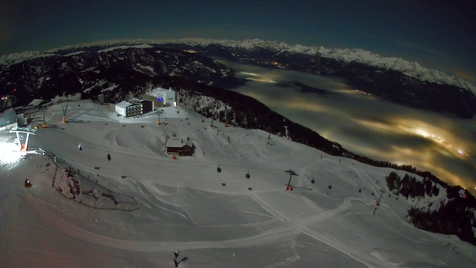 Kronplatz peak Ski resort | view to Bruneck