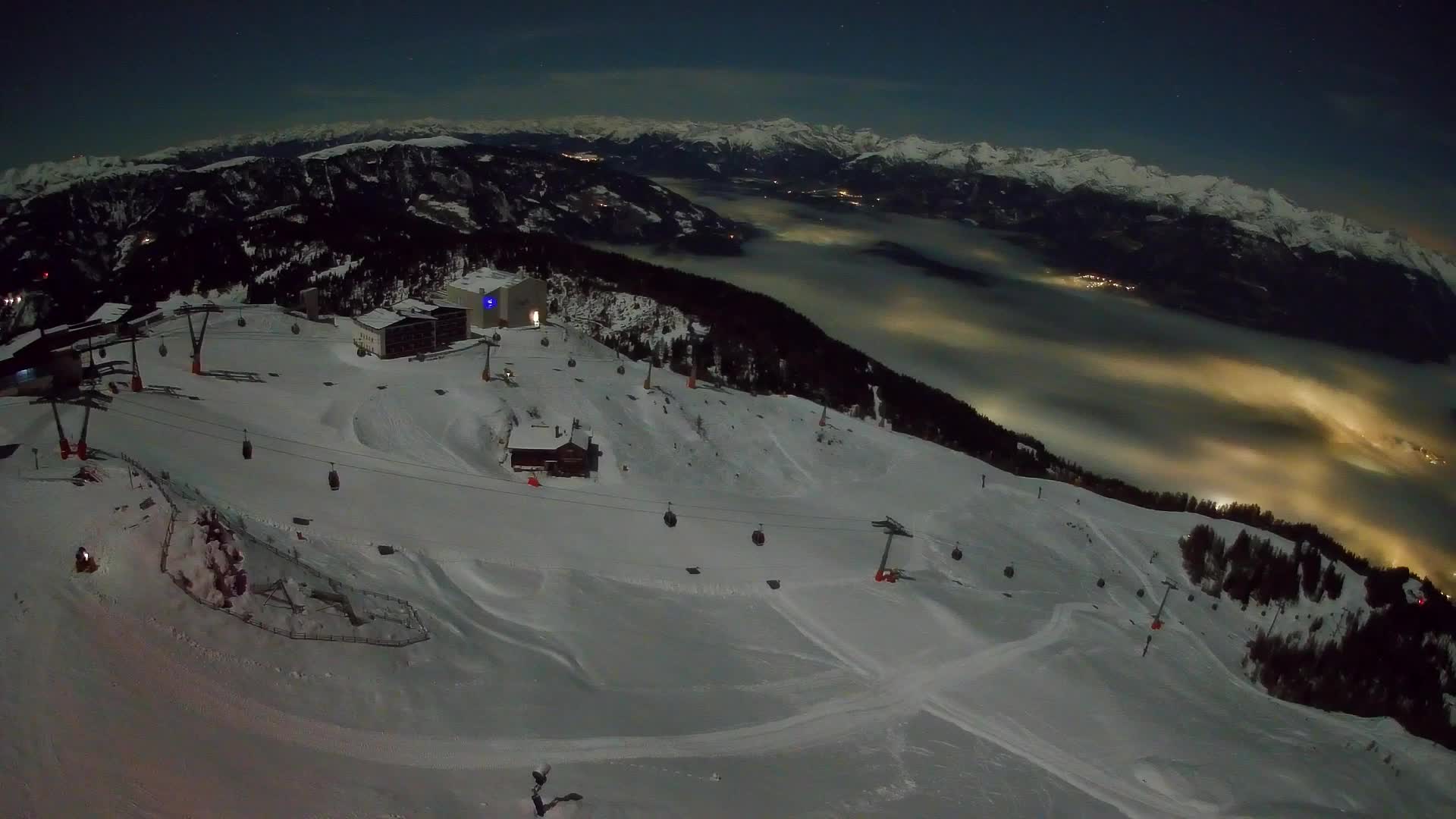 Stazione sciistica di Plan de Corones | vista su Brunico