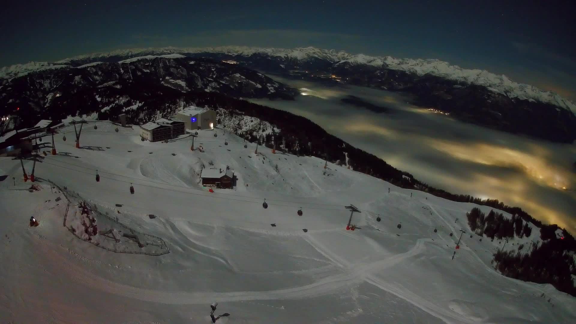 Skigebiet Kronplatz Gipfel | Blick auf Bruneck